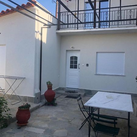 Tasoulashome 1-Μονοκατοικια Με Αυλη Komotini Exterior photo