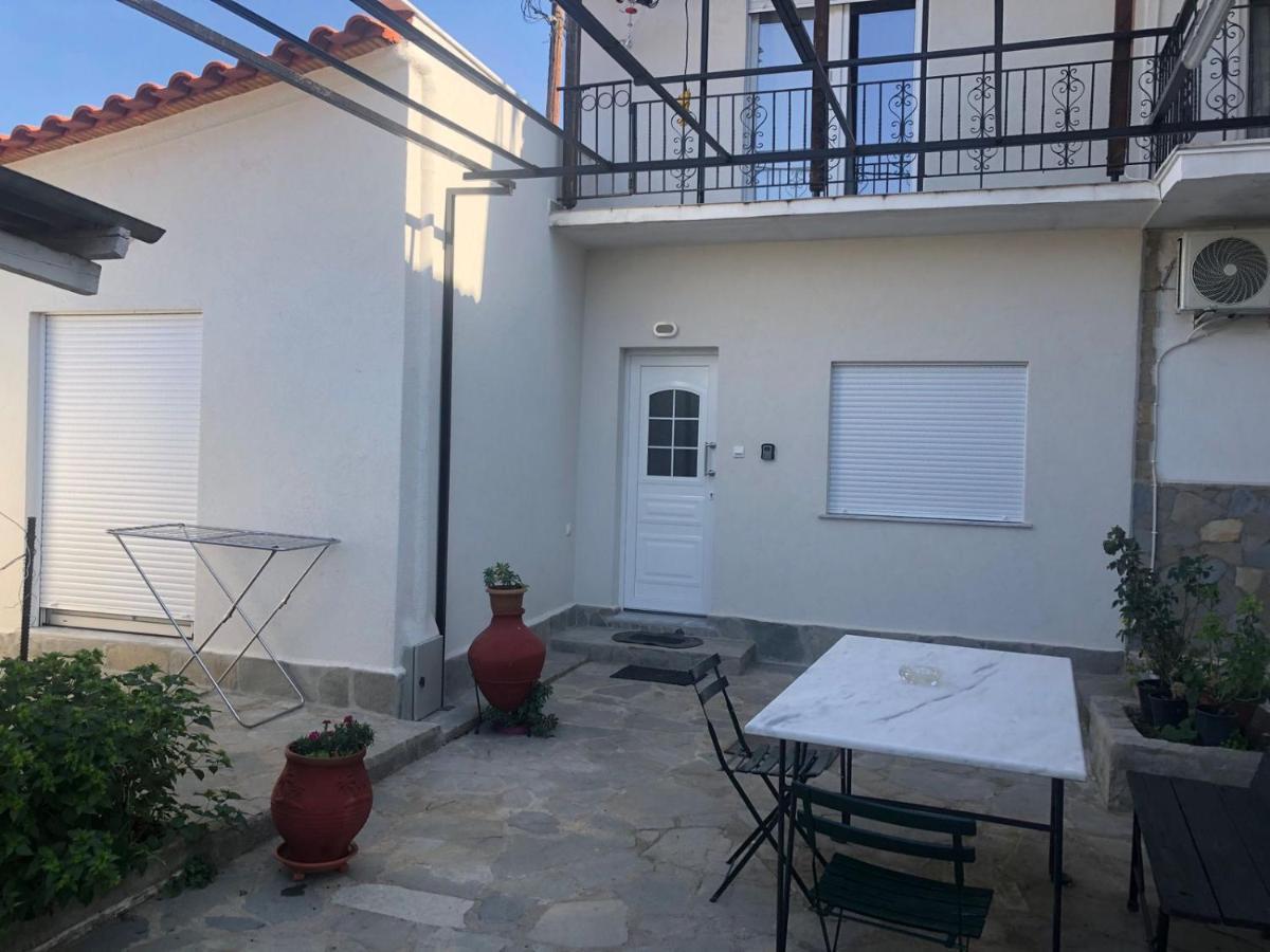 Tasoulashome 1-Μονοκατοικια Με Αυλη Komotini Exterior photo